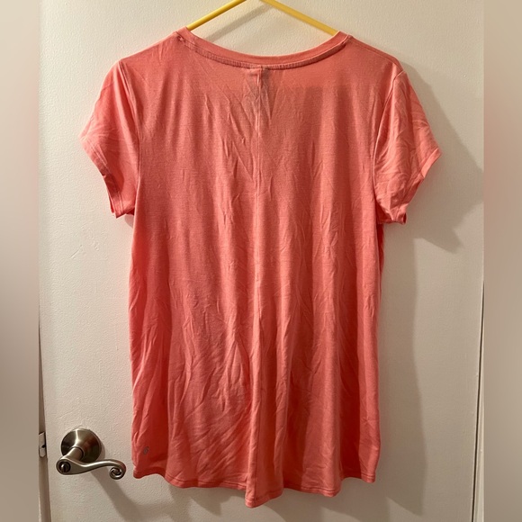 🌺 5 for $15 🌺 
Champion Women’s Top - Picture 4 of 4